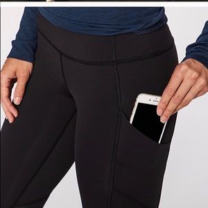 Lululemon Speed Up Crops Luxtreme Material